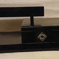 میز تلویزیون بسیار شیک در حد نو