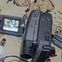 دوربین سونی سالم سلامت به فروش می‌رسد