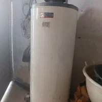 آبگرمکن ایستاده