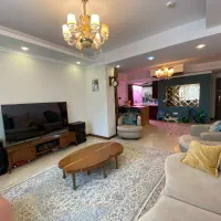 ۱۴۵ متر . احاطه در نور و اکسیژن . ۳خواب|فروش آپارتمان|تهران, درب دوم|دیوار