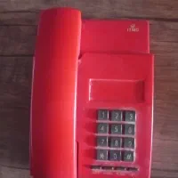 تلفن رو میزی
