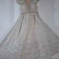 لباس مجلسی گیپور نگین دار|لباس|قدس, شهرقدس|دیوار