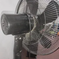 پنگه بلند|پنکه و تصفیه‌کنندهٔ هوا|رشت, شهرک قدس|دیوار