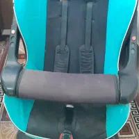 صندلی ماشین کودک در حد نو . تخفیف هم داده میشود