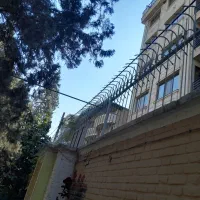 نرده و حفاظ  ، سی و چند متر