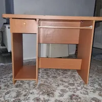 میز کامپیوتر
