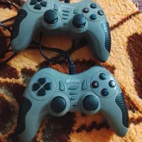 سه جفت دسته کامپیوتر