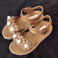 پیراهن و کفش و مقداری وسایل دیگر در حد نو|لباس|شیروان (خراسان), |دیوار