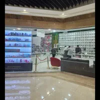 خانم جهت پشتیبانی اینستاگرام و سایت موبوفان