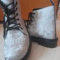 بوت سایز ۳۸ نو اصلا استفاده نشده