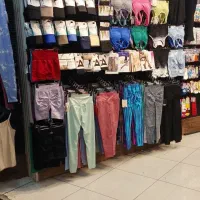 فروشنده خانم|استخدام بازاریابی و فروش|تهران, پونک|دیوار