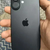 آیفون ۱۶ رنگ مشکی