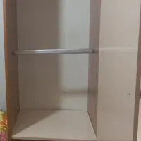 دوعدد کمد بچه یکی ویترین ویکی برای لباس