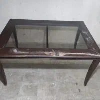 یک عدد میز ناهارخوری بفروش میرسد|میز و صندلی غذاخوری|شیراز, ملاصدرا|دیوار