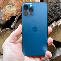 اپل iPhone 12 Pro با حافظهٔ ۲۵۶ گیگابایت