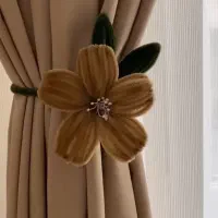 گل پرده پینترستی