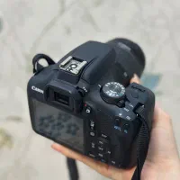 دوربین کنن ۲۰۰۰ دی