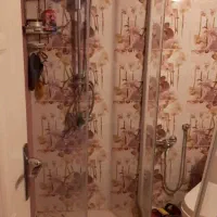 حمام شیشه ای