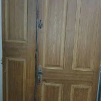 درچوبی دولنگه چشمی دار قفل کلید سالم