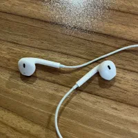 هدفون سیمی اپل با کانکتور لایتنینگ