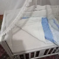 گهواره نوزادی در حد نو|تخت و سرویس خواب|اردبیل, |دیوار