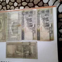 تعدادی اسکناس جمهوری هرکی خواست ببره قیمت نمیدونم|کلکسیون سکه، تمبر، اسکناس|پردیس, فاز ۹|دیوار