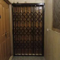 نقاشی درب وپنجره|خدمات پیشه و مهارت|فولادشهر, C5|دیوار