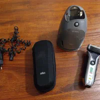 ریش تراش سری ۵ براون با دستگاه شستشو اتومات