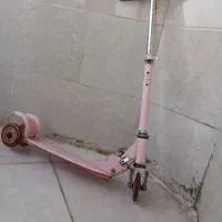 اسکوتر صورتی درحد نو