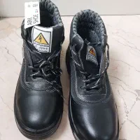 ۲ جفت کفش کار و ایمنی نو