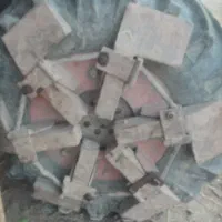 ناخونی تراکتور