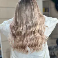 خدمات تخصصی رنگ مو برای شب عید