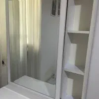 تشک یک نفره و میز ارایشی|تشک تختخواب|دوگنبدان, |دیوار