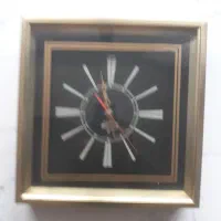 ساعت دیواری