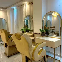 اجاره ی لاین های آرایشی همه ی لاین ها ۲ میلیون|خدمات آرایشگری و زیبایی|بندر انزلی, نوروزی|دیوار