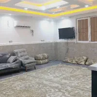 خانم برای چیدمان منزل