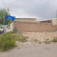 زمین خاکعلی حدودا ۸۵ متر