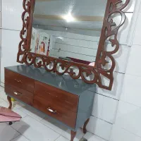آینه همراه میز چهار کشو