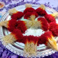 زعفران اصیل قائنات نمونه در عطر و رنگ