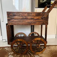 میز بار چوبی و استند گل