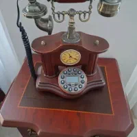 یه خط تلفن ثابت روند