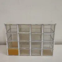 تعدادی وسایل آشپزخانه