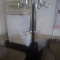 چوب لباسی ایستاده