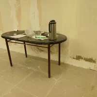 میز با ۴ عدد صندلی