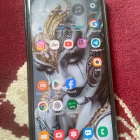 ۳مدل گوشی فروشی دارم