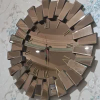 ساعت دیواری  سالم