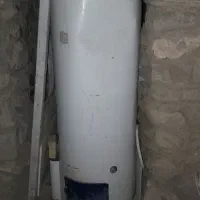 آبگرمکن ایستاده