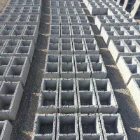 بلوک سیمانی 20*40 ته بسته ته باز