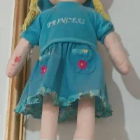 عروسک|اسباب‌بازی بچه|کرمان, |دیوار