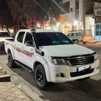 تویوتا هایلوکس 2008